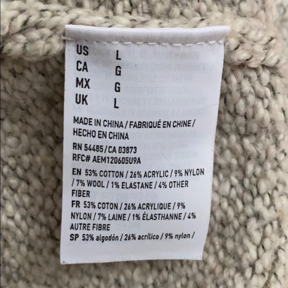 American Eagle sweater - Picture 3 of 3
